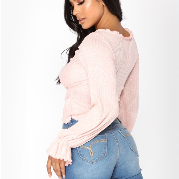 Soul Kiss Crop Top - Picture 4 of 6